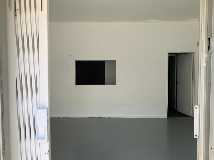 To Let commercial Property for Rent in Montague Gardens Western Cape